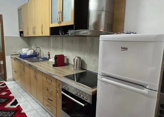 Cozy Corner Flat * 티라나